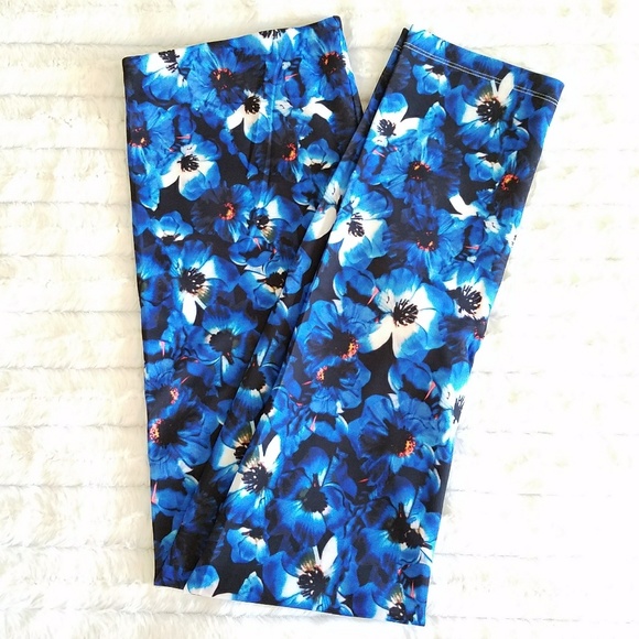 Theo Paris Pants - 🚨🚨3/$25 SALE🚨🚨•ONLY 2 LEFT-M & L•Theo• blue floral leggings•NWT•